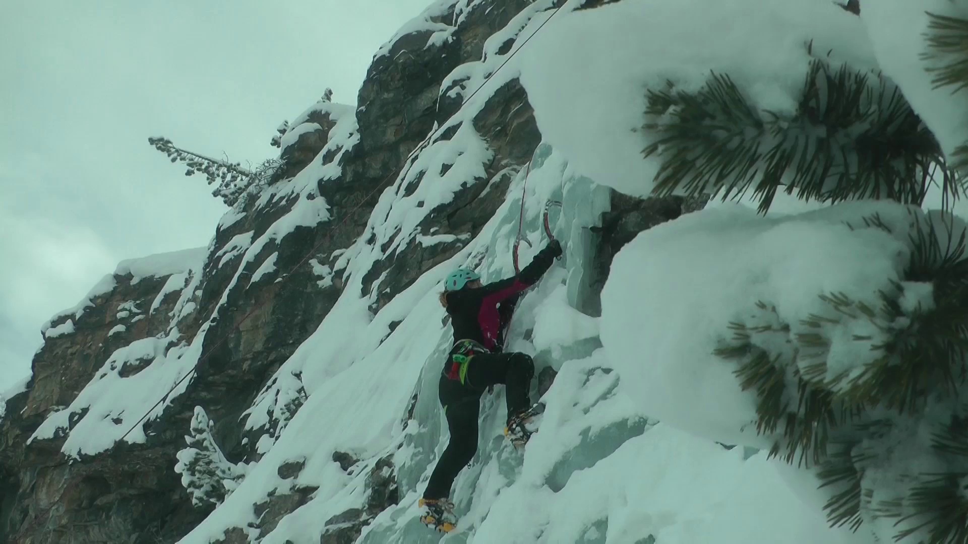 Video Ice Climbing Ecrins 2015