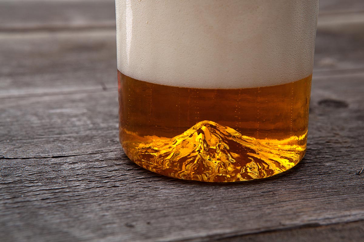 El monte Hood en una pinta de cerveza