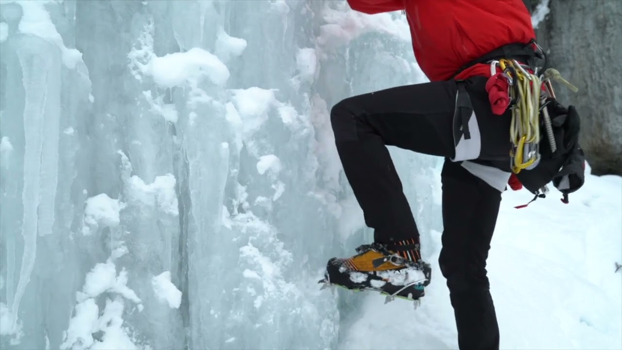 Cómo escalar en hielo con Will Gadd, la posición de los pies 1/9